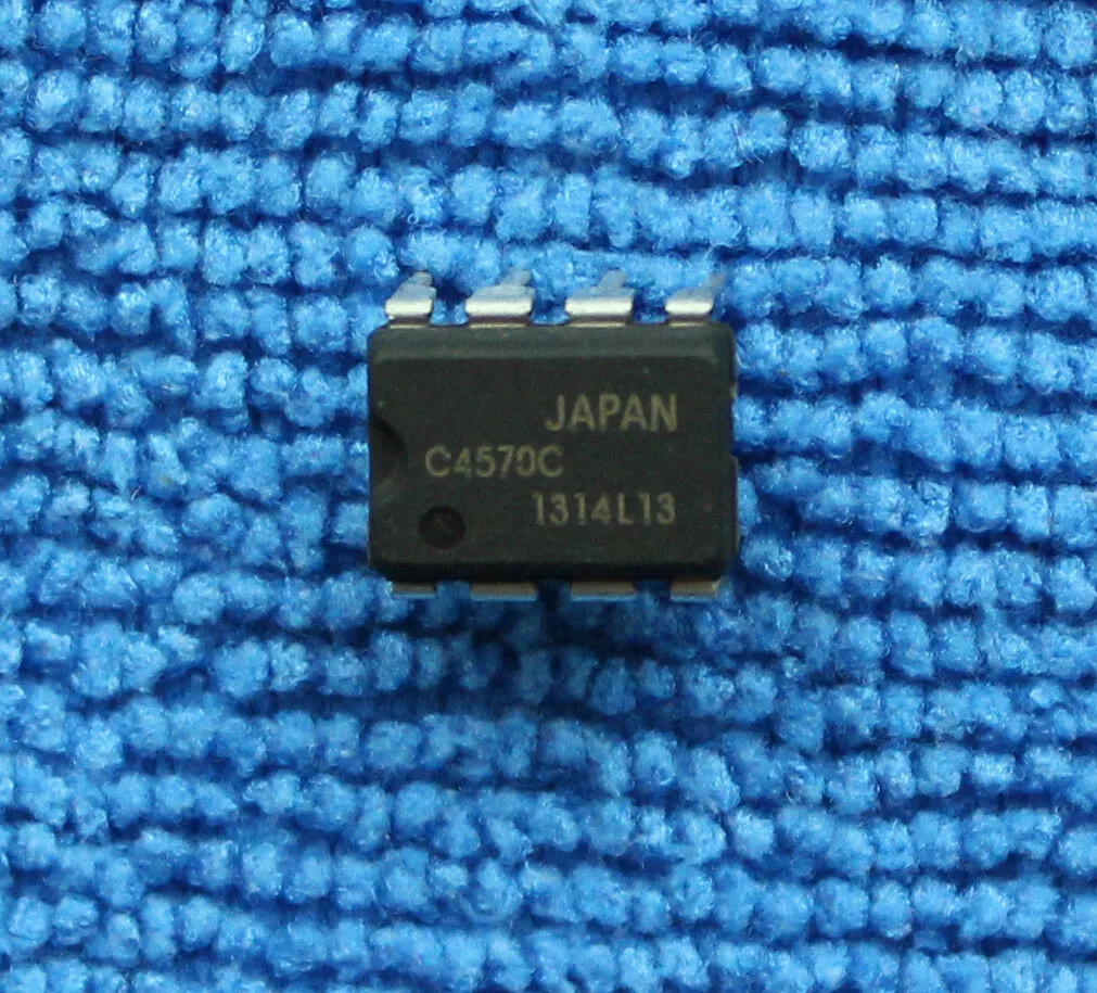 1pcs/lot NEW UPC4570C C4570 DIP-8 Low noise amplifier chip IC