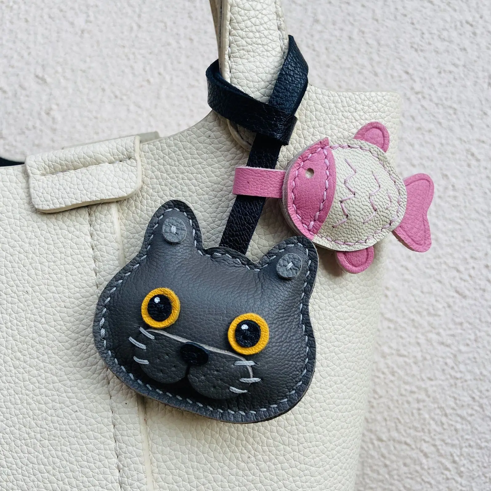 Unique Cute Sheepskin Handmade Ragdoll cat Lucky Cat Car Key Bag Pendant Handbag Crossbody Bag Pendant Girl Birthday Gift Lovely