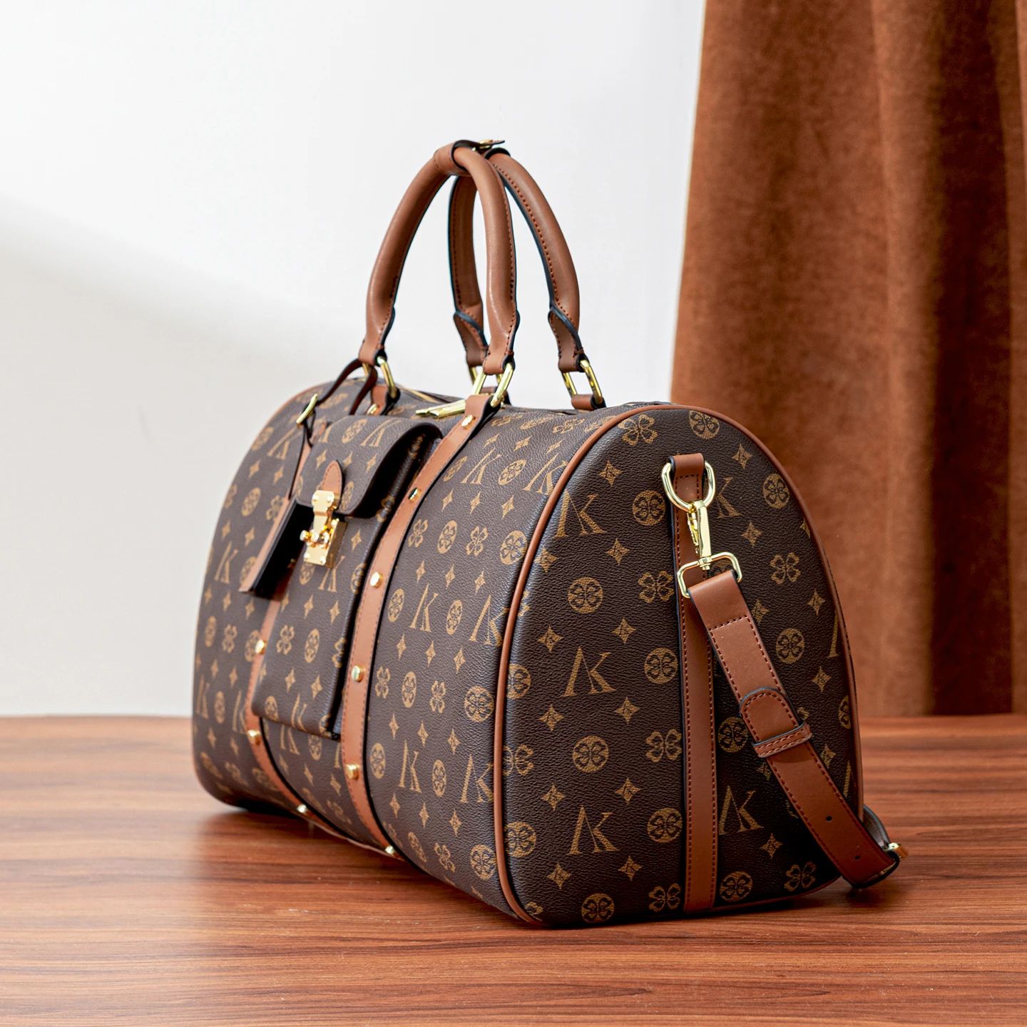 

2026 New Fashionable Large Capacity Leisure Travel Bag, Retro Printed Handheld Shoulder Crossbody Bag, Women's Vacation Bag