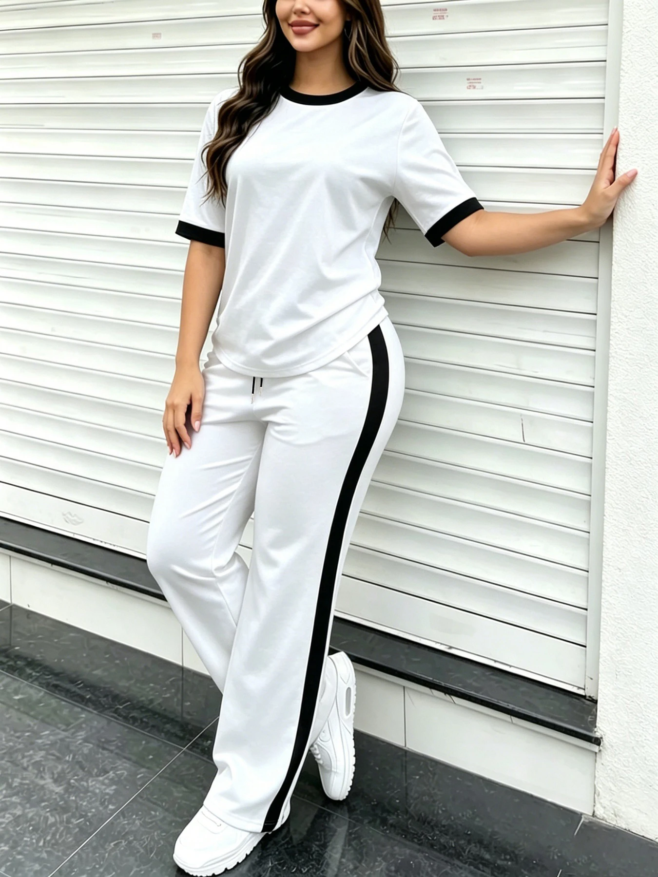 Summer Clothing Wear - 일상에서 활용하기 좋은 캐주얼 의상, 단색