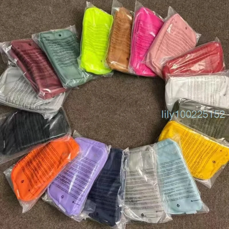 2025 حزمة اليوغا الموضة شعار معدني حقيبة الخصر الرياضية اليوغا حقيبة المحمول حقيبة محمولة للجنسين اللياقة البدنية الجري هدية المرأة