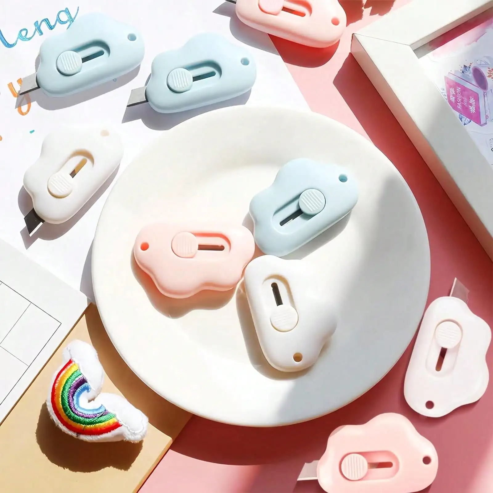 Portable Mini Cloud Shape Box Cutter With Auto Lock Retractable Blade, Self-Locking Safety Utility Knife, Push Forward To Lock Blade & Pull Back To Retract, Multi Color Craft Cutting Tool For Envelopes Shipping Boxes Art Projects SS260428201313865087814