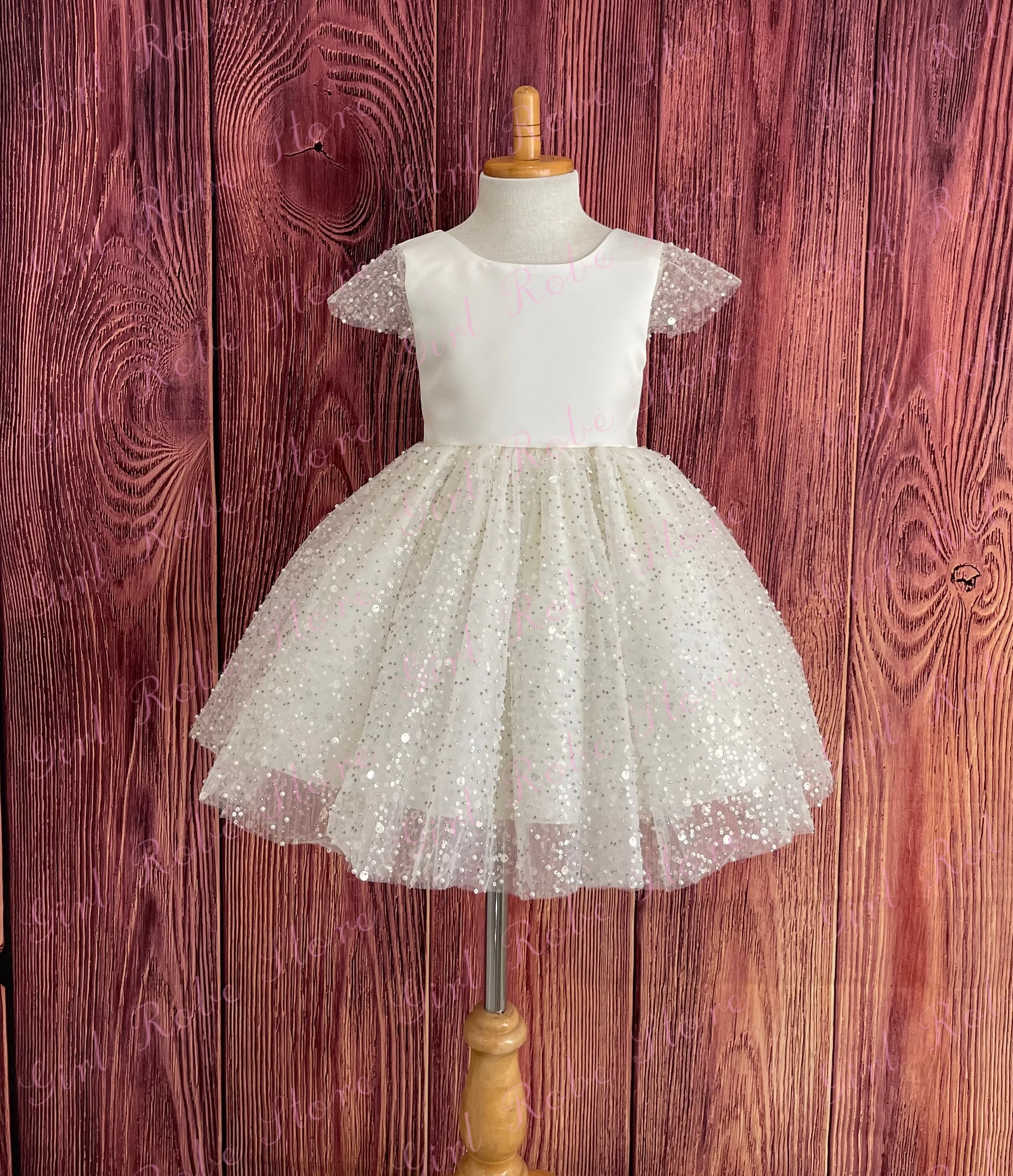 robe-de-demoiselle-d'honneur-blanche-personnalisee-pour-petite-princesse-avec-paillettes-brillantes-et-tulle-bouffant-pour-mariage-anniversaire-concours-de-beaute-ou-banquet