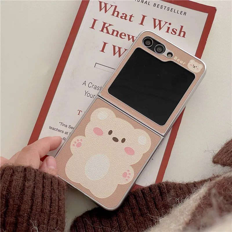 Cartoon Bear Bracelet Phone Cases For Samsung Galaxy Z Flip 3 4 5 6 Z Flip5 ZFlip5 Electroplated Lambskin Shockproof Back Cover