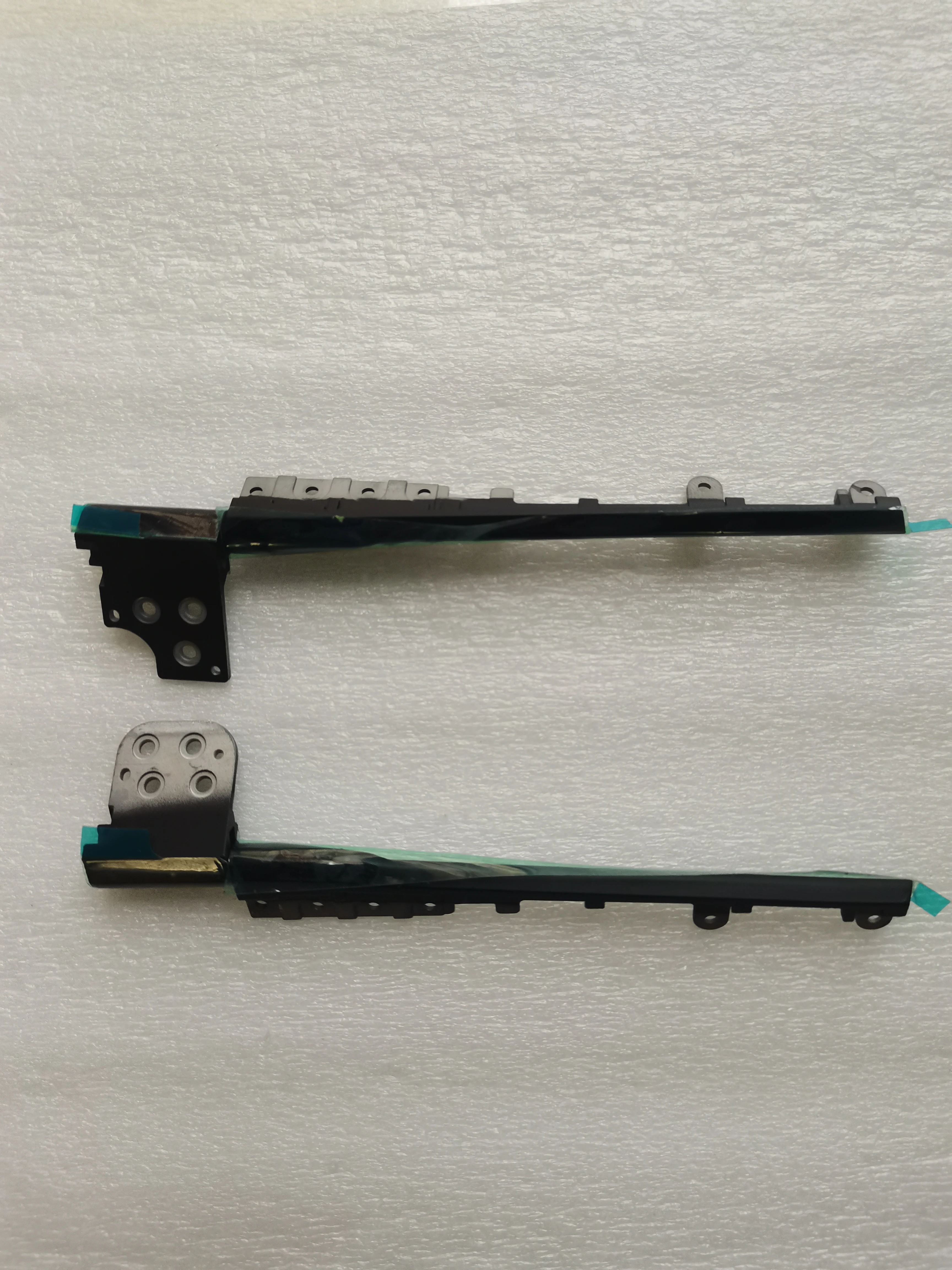 

New Laptop LCD SCREEN Hinges Fits For MSI Stealth GS77 12UE 12UGS 12UH 12UHS MS-17P1