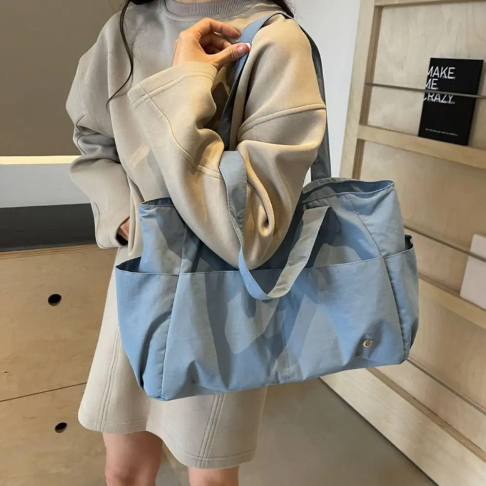 

Solid Color Large Capacity Shoulder Bag Simple Design Soft Material Nylon Handbag Fashionable Style Durable Casual Book Bags