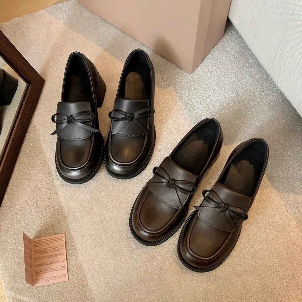 

Women's Leather Platform Loafers Slip-On Low Heel Anti-Scratch Soft Sole Non-Slip British Casual Shoes for Office Daily Comfort