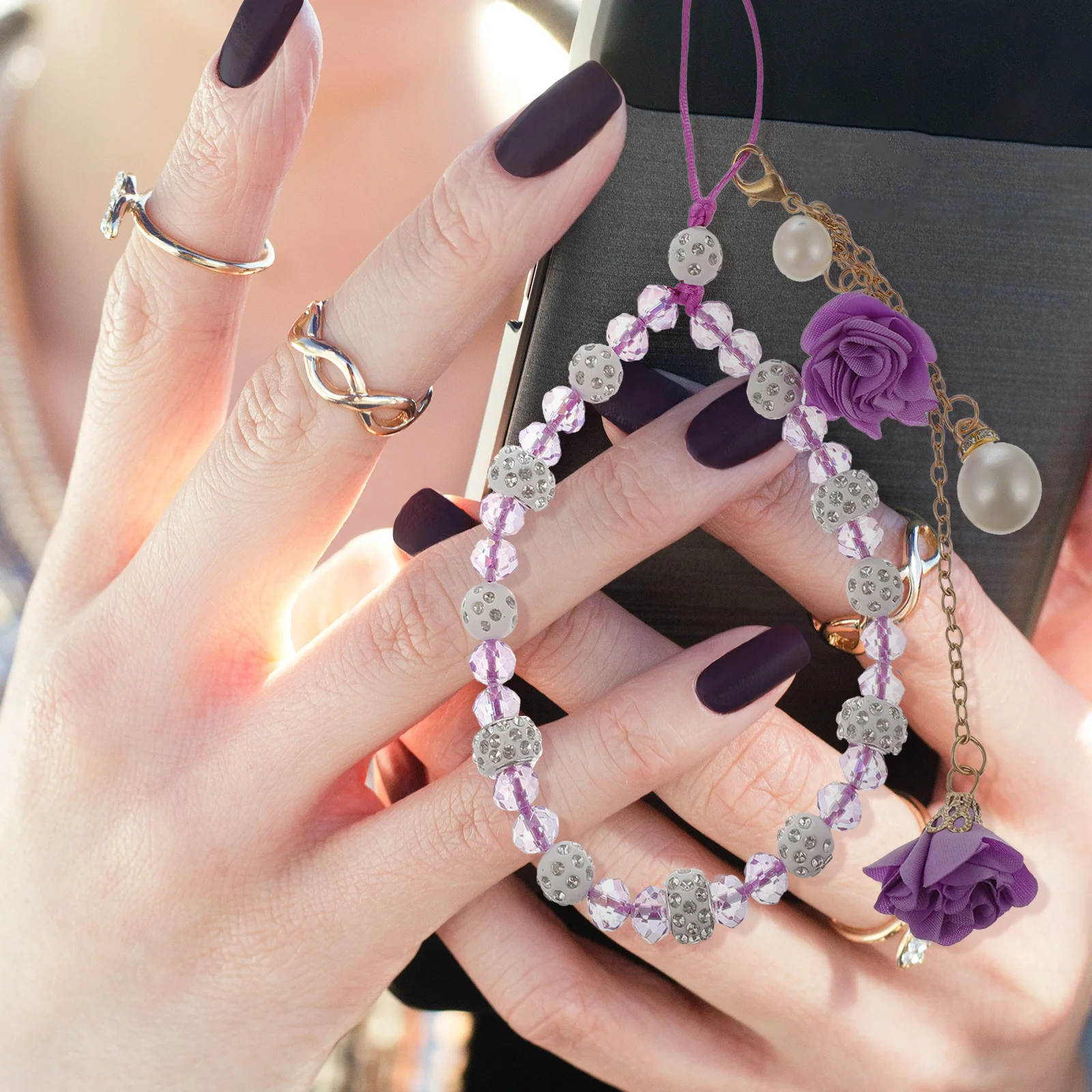 Delicate Phone Lanyard with Selenite Crystal Beads Flower Pendant Mobile Strap for Anti-Slip Handcraft Accessory Gift