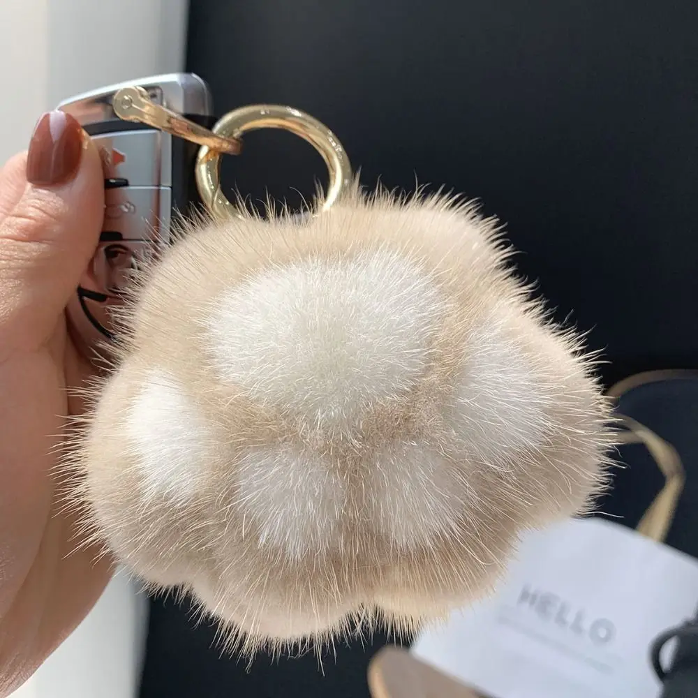Cat Paw Pendant Keychain Fluffy Kawaii Faux Fur Keychain Kid Gift Soft Plush Toy Key Ring Backpack Car Key Pendant