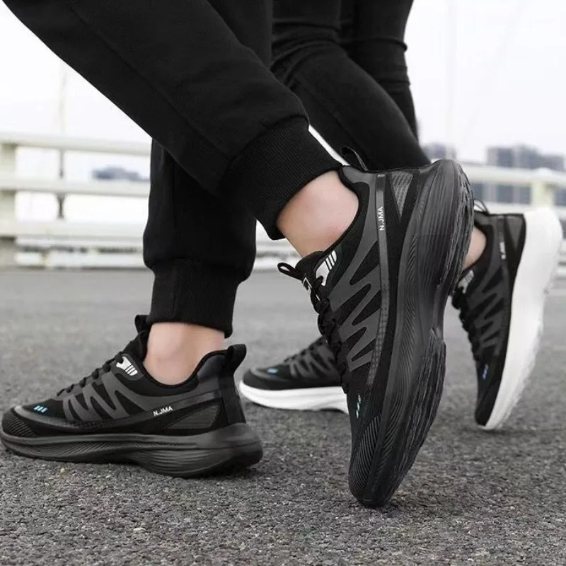 Fashion Casual Running Sneakers Outdoor Light Non-Slip Men's Sneakers Men's Breathable Mesh Sports Shoes Comfortable Man Shoes