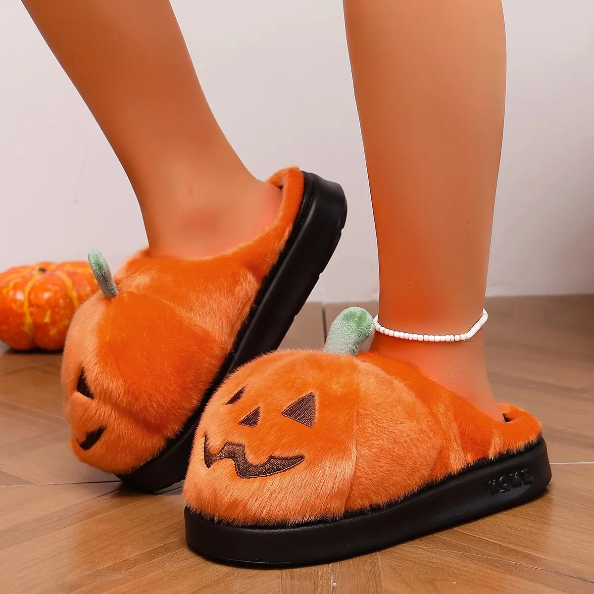 Halloween Plush Women Slippers House 3D Pumpkin Fluffy Slides Unisex Winter Platform Shoes Girls Non-Slip Indoor Holiday Party - view 2