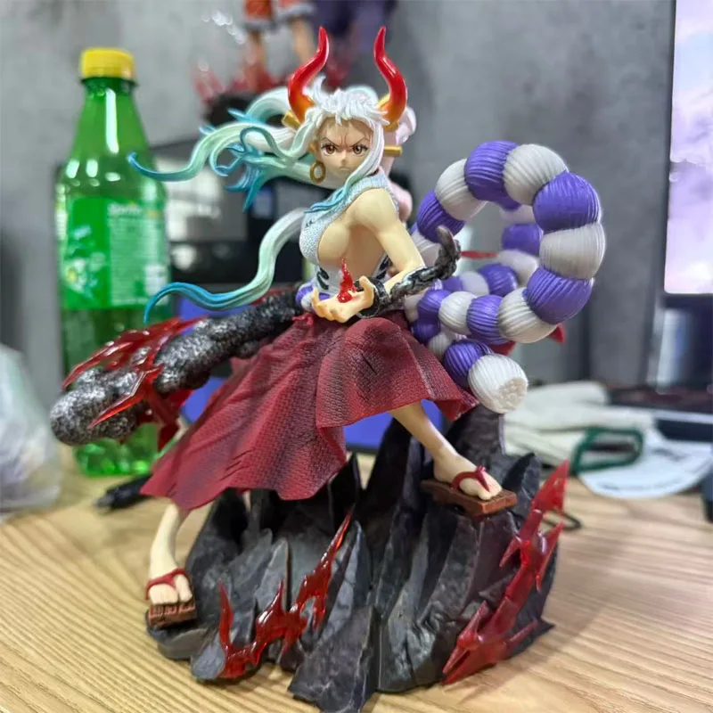 One Piece Yamato Wano Country Battle Style Anime-Figur Hochdetaillierte Charakterstatue Fein Gearbeitetes PVC-Modell Desktop-Deko Geschenk