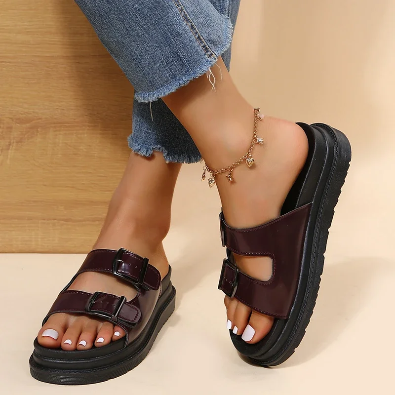 Sandália das mulheres estilo britânico roma sapato confortável couro macio verão sandalias fivela de metal casual chinelo plataforma plana sandália