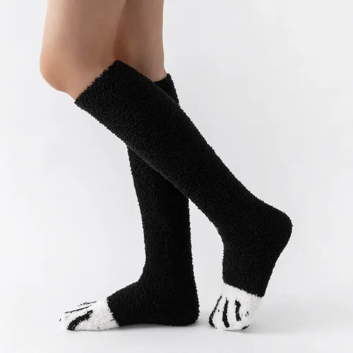 Imagen 2 del producto Calcetines hasta la pantorrilla con pata de gato y forro polar Coral grueso de estilo universitario para mujer, calcetines largos cálidos de tubo para otoño e invierno, calcetines para dormir en casa