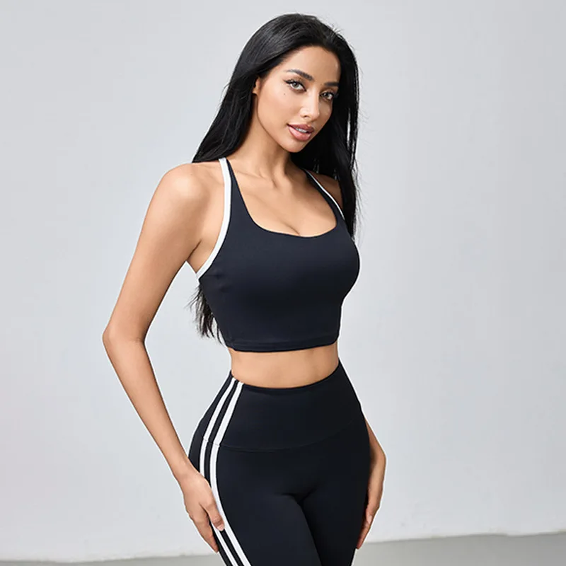

Women's Adjustable Shoulder Strap Sports Bra Outdoor Training Fitness Vest One-piece Cup Yoga Underwear