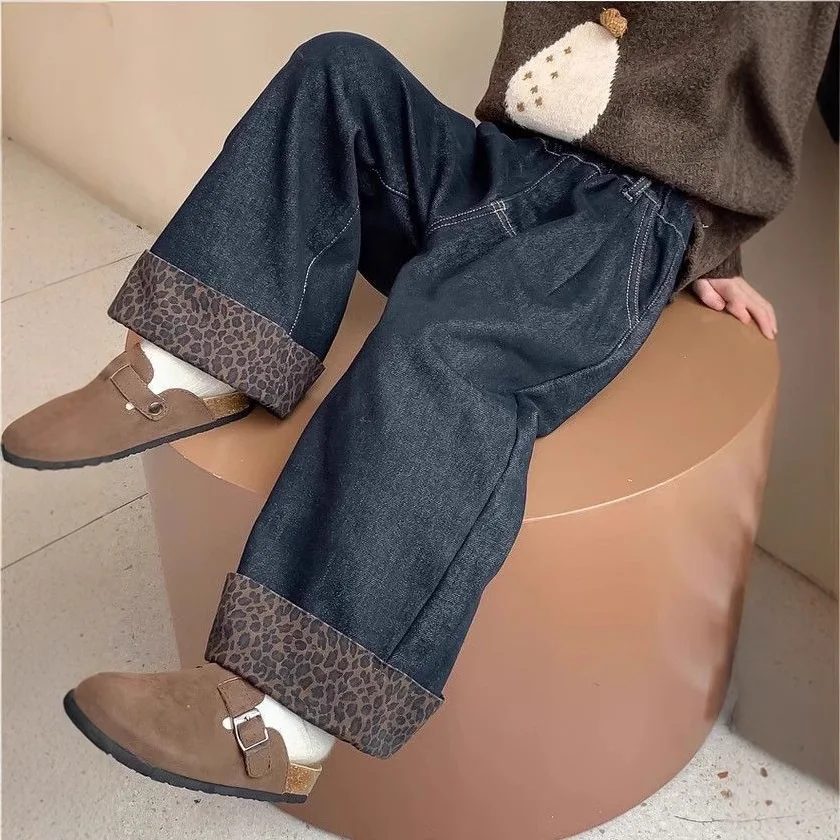 

Autumn and Winter Girls' Jeans Baby Foreign Children's Version Thickened Integrated Velvet Leopard Print Wide-leg Pants