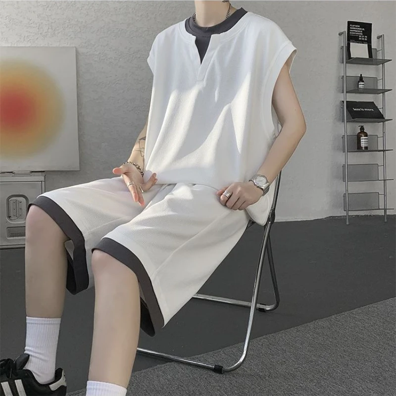 

Men's Summer Sports Set Fake Two Piece Textured Loose Casual Tank Top Shorts Lightweight Thin Full Set Trendy