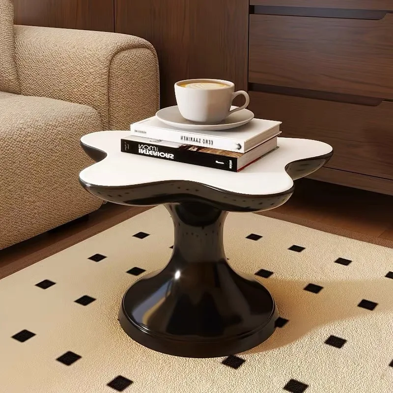 Medieval Style Coffee Table Living Room Sofa Side Table Minimalist Modern Designer Furniture Tea Table