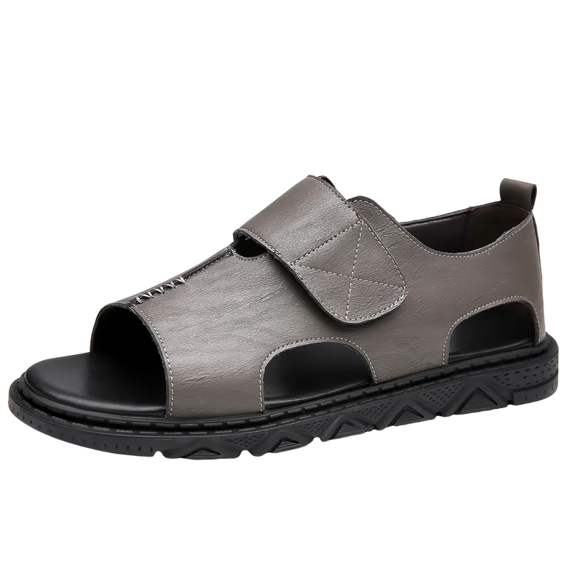 Outdoor non-slip lightweight men's sandals Classic style casual beach shoes fashionable and comfortable men's holiday sandals