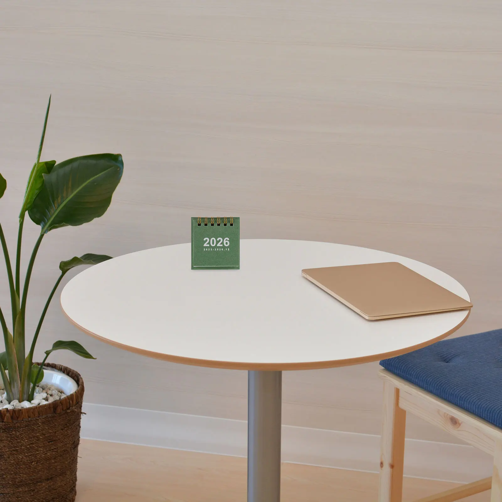 2026 Mini Desktop Calendar Small Flip Compact Lightweight Portable Office Organizer Wall Hanging Elegant Layout for Home