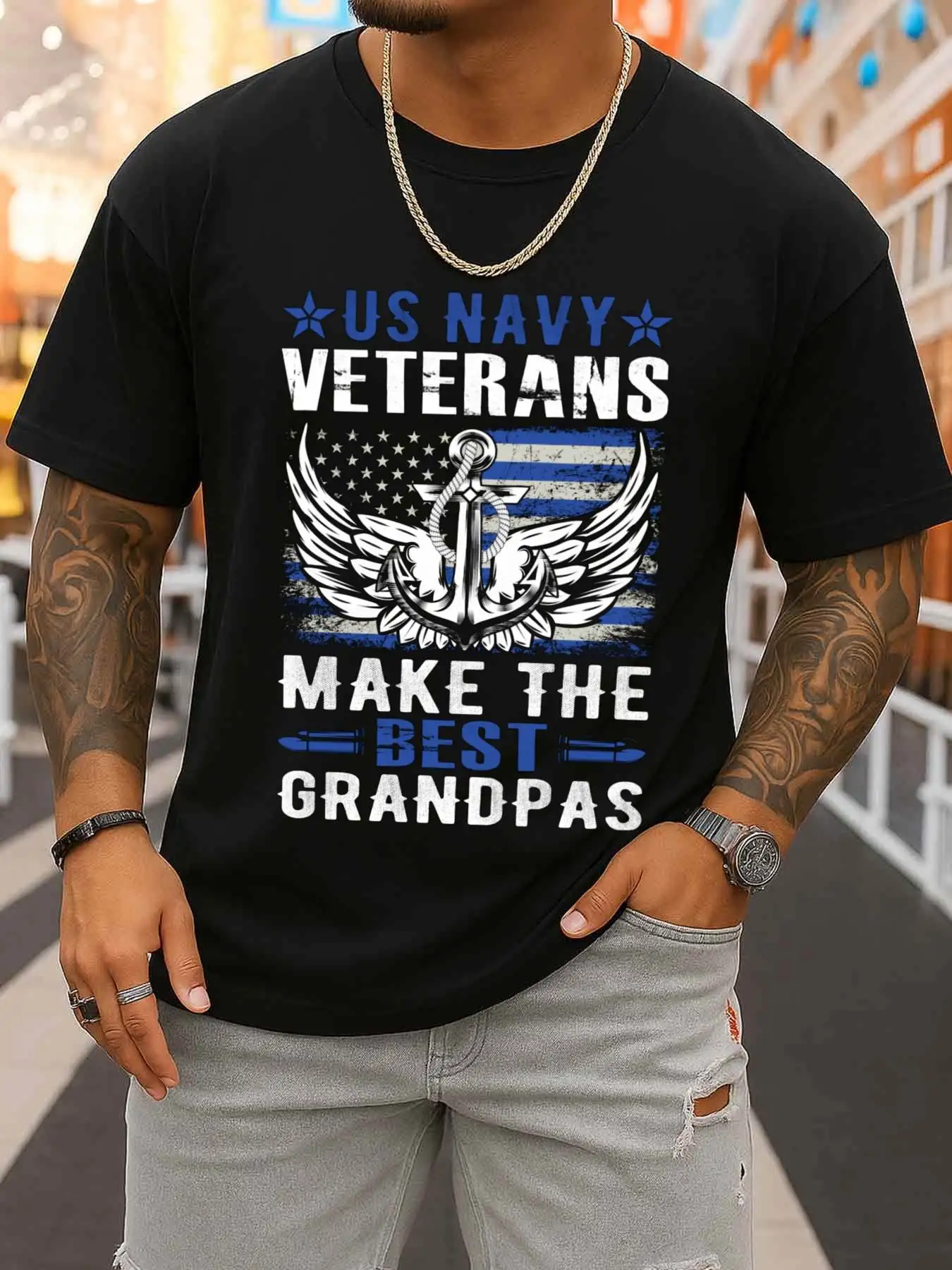 U.S. Navy Veteran Best Grandpa Men's T-Shirt Black Printed Short Sleeve Shirt Elegant for Daily and Weekend Wear Cool and Lightweight Ideal for Summer Sports and Leisure Suitable for All Seasons Father's Day Gift