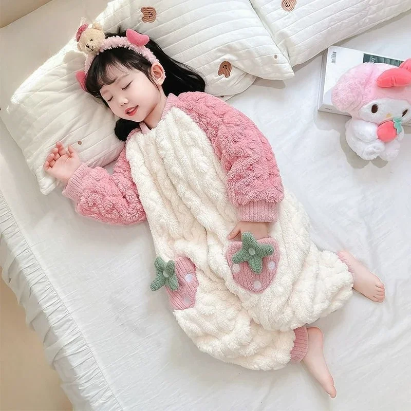 Girls' Sleeping Pajamas Coral Fleece Winter Thick Version Baby Anti Kick Autumn and Winter Children's Flannel Cute Jumpsuit