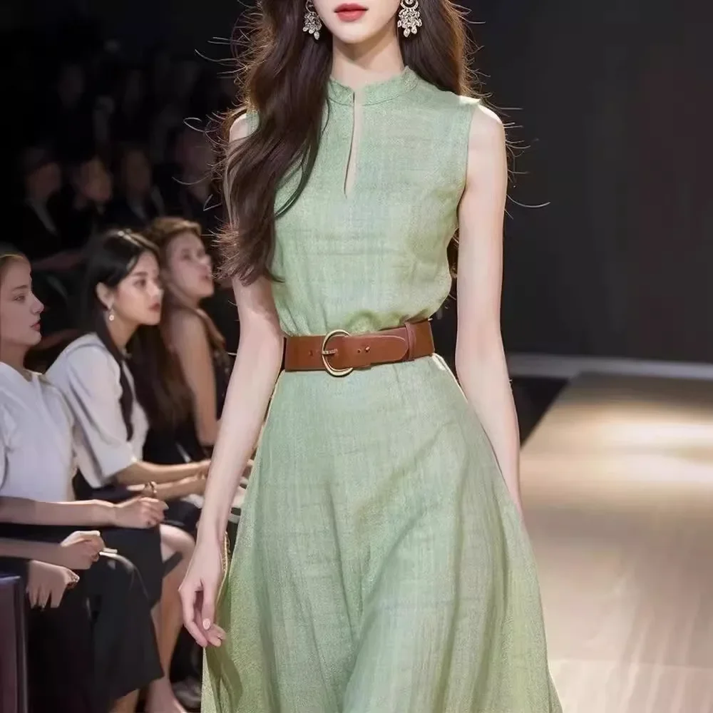 Elegant Green Long Dress Without Sleeves For Women Summer Style French High End Classical Airy Female Fashion Green Gown