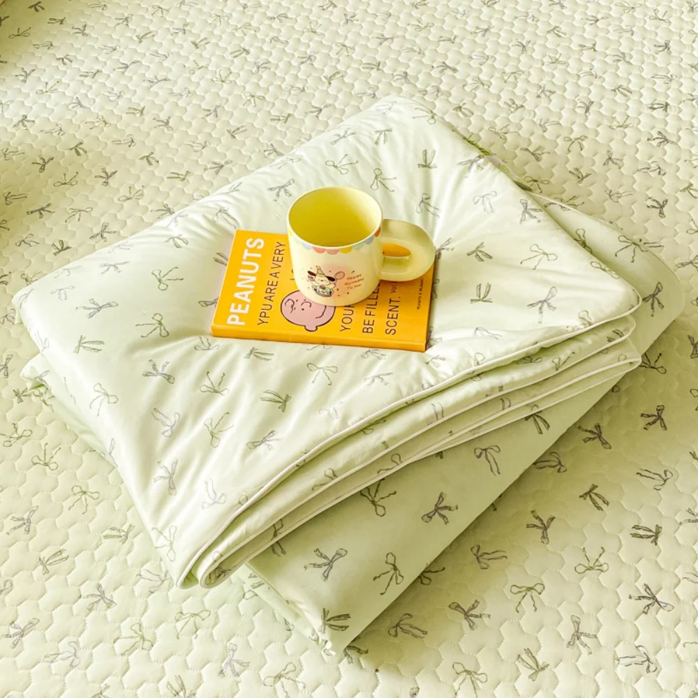 

A-Class Knitted Summer Quilt Non-Cotton Air Conditioner Cooling Quilt Student Dormi Single Double Person Comforter Thin Quilt