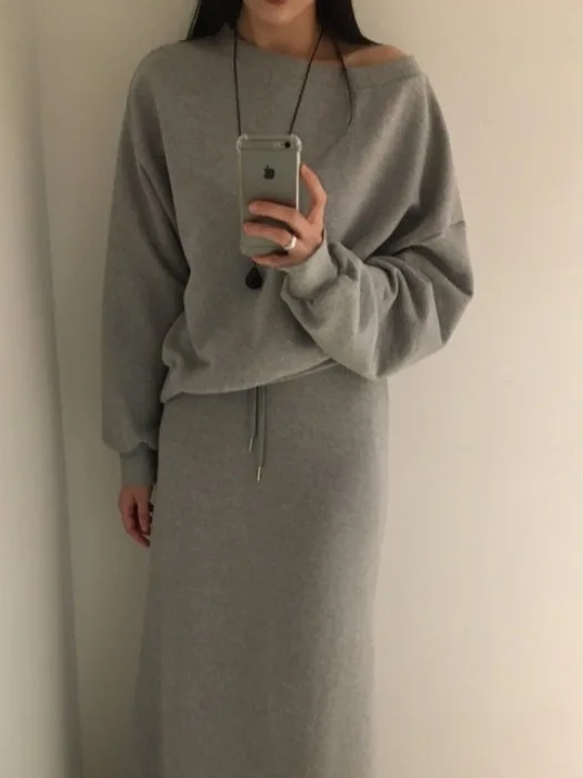 

Свободный женский комплект свитшотов с высокой талией, корейский осенний модный костюм с длинными штанинами, иллюзия, костюм из двух предметов, топ и юбка f