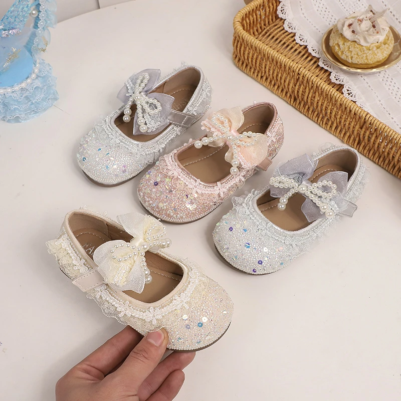 Girls Sparkly Sequins Leather Shoes with Cute Bow 2026 New Spring Summer Kids School Dance Shoes Soft Sole Trendy Party Footwear