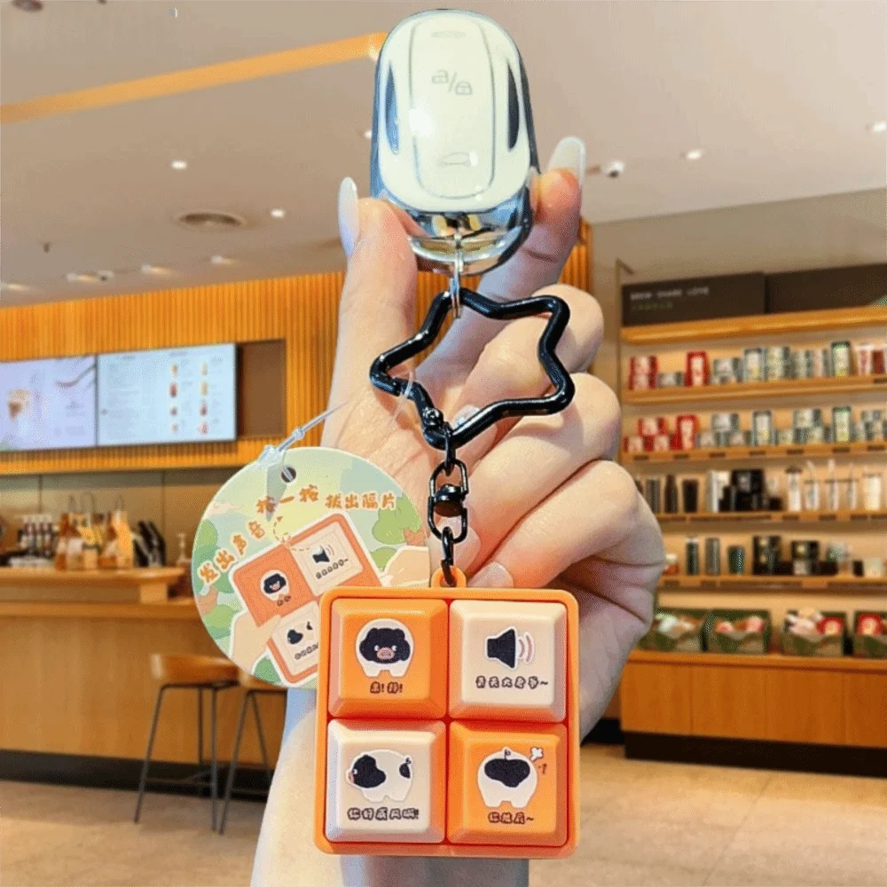 4-Button Keychain Wooden Material Lightweight Figure Keychain Smooth Polished Edges Fine Polished Fidget Clicker