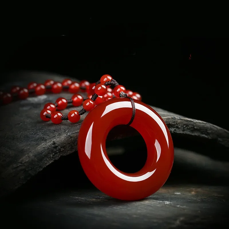 

Natural Red Hand-carved Jade Pendant Pendant Jewelry Necklace Agate Fashion Men and Women Necklace with LongSweater ChainPendant