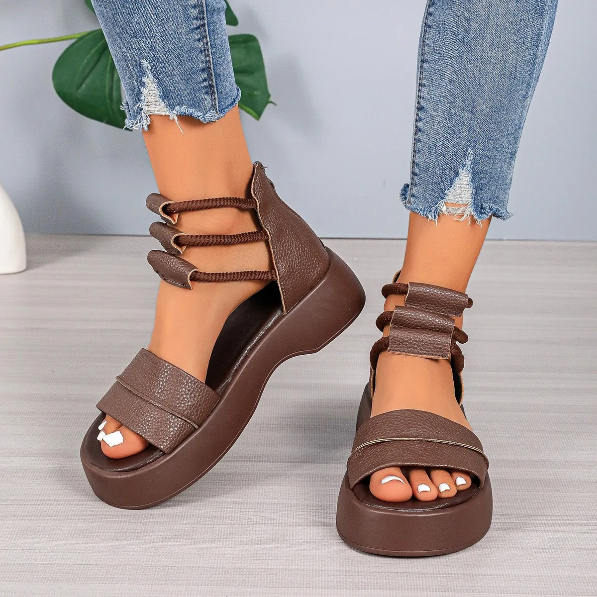 

New Women Luxury Gladiator Sandals Summer Open Toe Shoes Chunky Platform Leather Back Zipper Casual Roman Sandals Plus Size 43