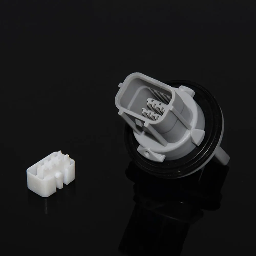 8P Car Connector End Socket 8 Line Light  Through The  Plug H1 Plug-in New