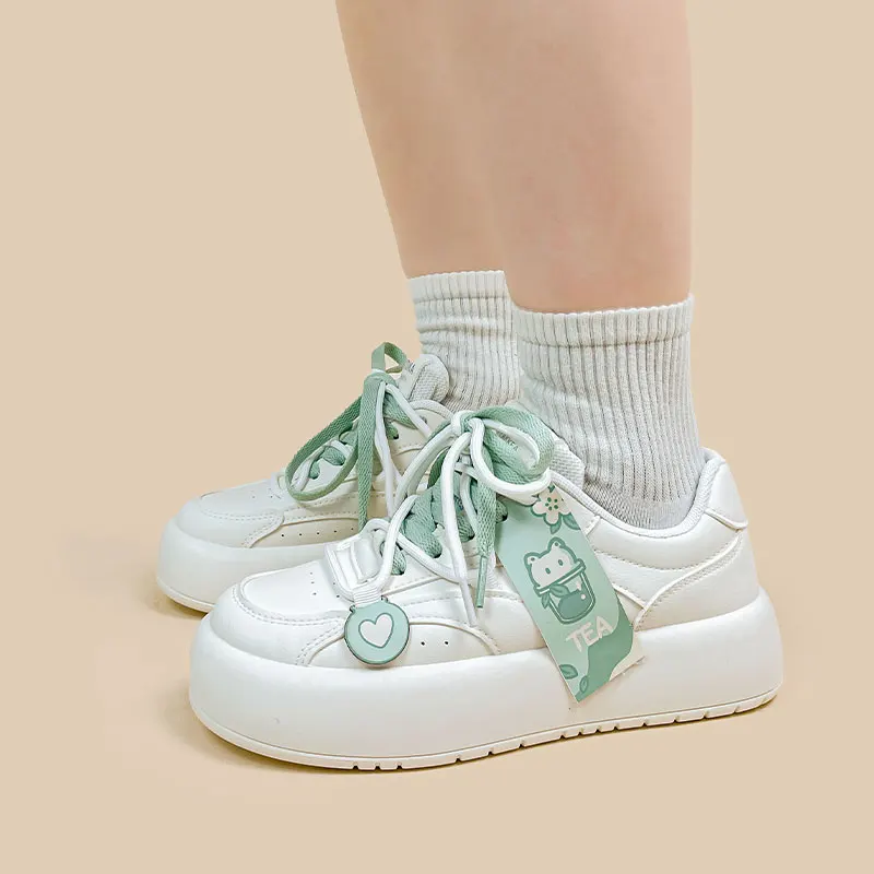 Amy and Michael Lovely Girls Students White Chunky Shoes Cute Women Fashionable Casual Sneakers Female Low Top Footwear