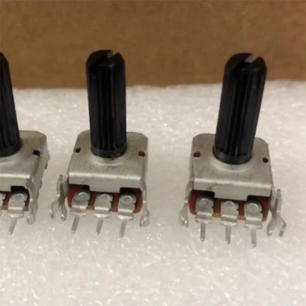 

10pcs/LOT 12 Potentiometer DIP3 Apart Borne Power Amplifier B50K Microphone Volume Control Switch