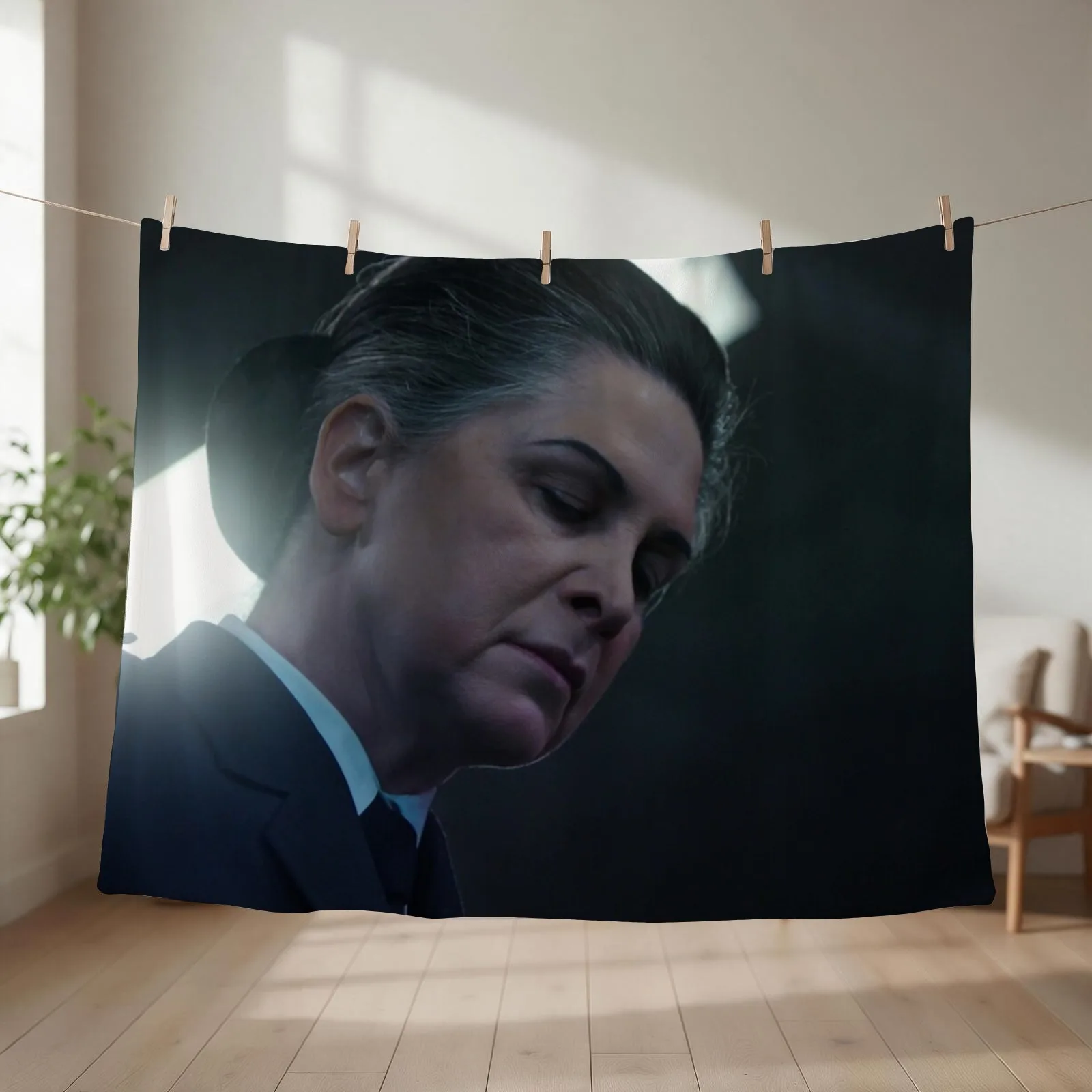 New Joan Ferguson Throw Blanket couch cozy soft plush fuzzy picnic outdoor blanket