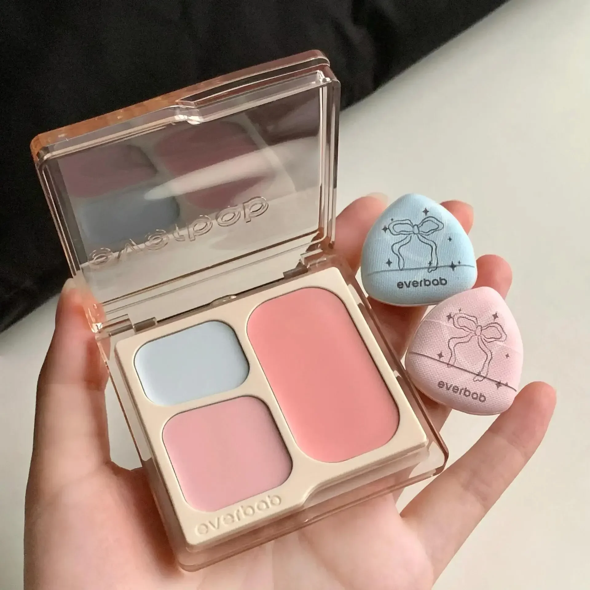 EVERBAB Bow Series 3 Color Blush Plate Matte Macarone Expansion Shrink Brightening Blusher Cream