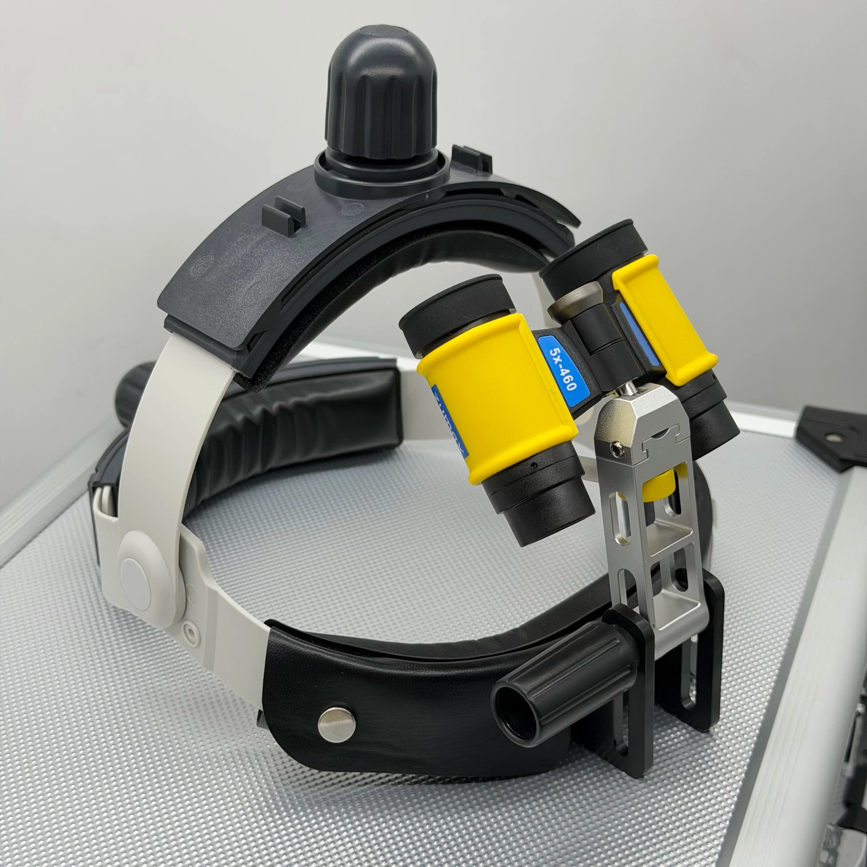 العدسة الجراحية المثبتة على رأس الأسنان SLH 4.0X & 5.0X & 6.0X المكبر الجراحي الطبي للأسنان