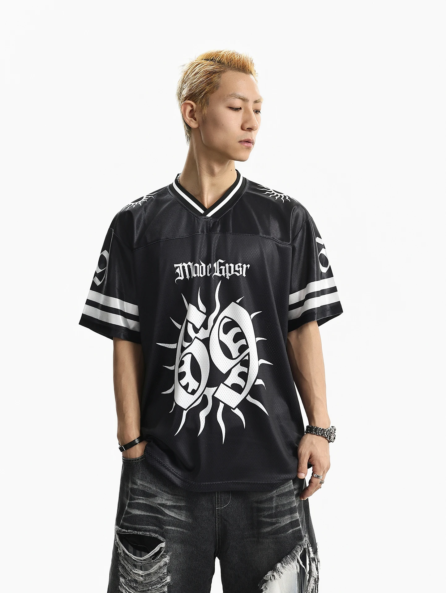 

BETEBULE American High Street Fashion Brand Printed Football Shirt Breathable V-neck Short Sleeve Men's Summer Loose Sports S...
