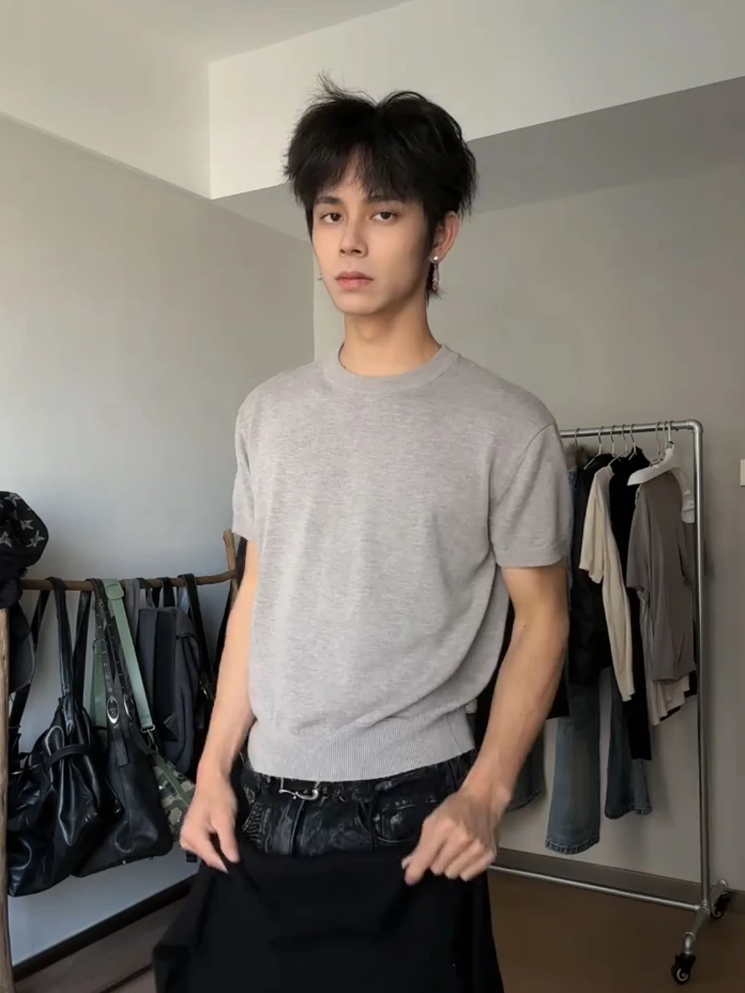 

Light ey round Ne Men's Knitwear Winter Slim Fit Inner ort Sve T-irt Soft Skin-friendly Base Layer Knitted Sweater