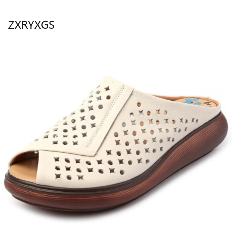 ZXRYXGS 2025 جديد الصيف الجوف قسط جلد طبيعي فم السمكة النعال أسافين مسطحة كبيرة الحجم الصنادل النساء خارج النعال