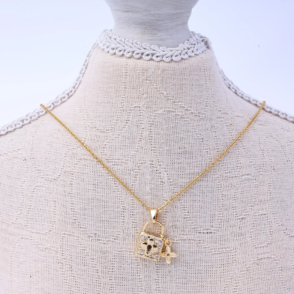 Beautiful Necklace for Women: Light Luxury Titanium Steel Collarbone Chain with Micro Inlaid Diamond Lock Pendant, Fashionable a