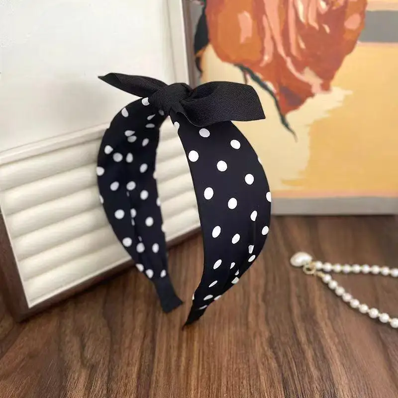 

Elegant Non-Slip Polka Dot Headband Retro Bow Design Black White Contrast for Women Girls Daily Special Events