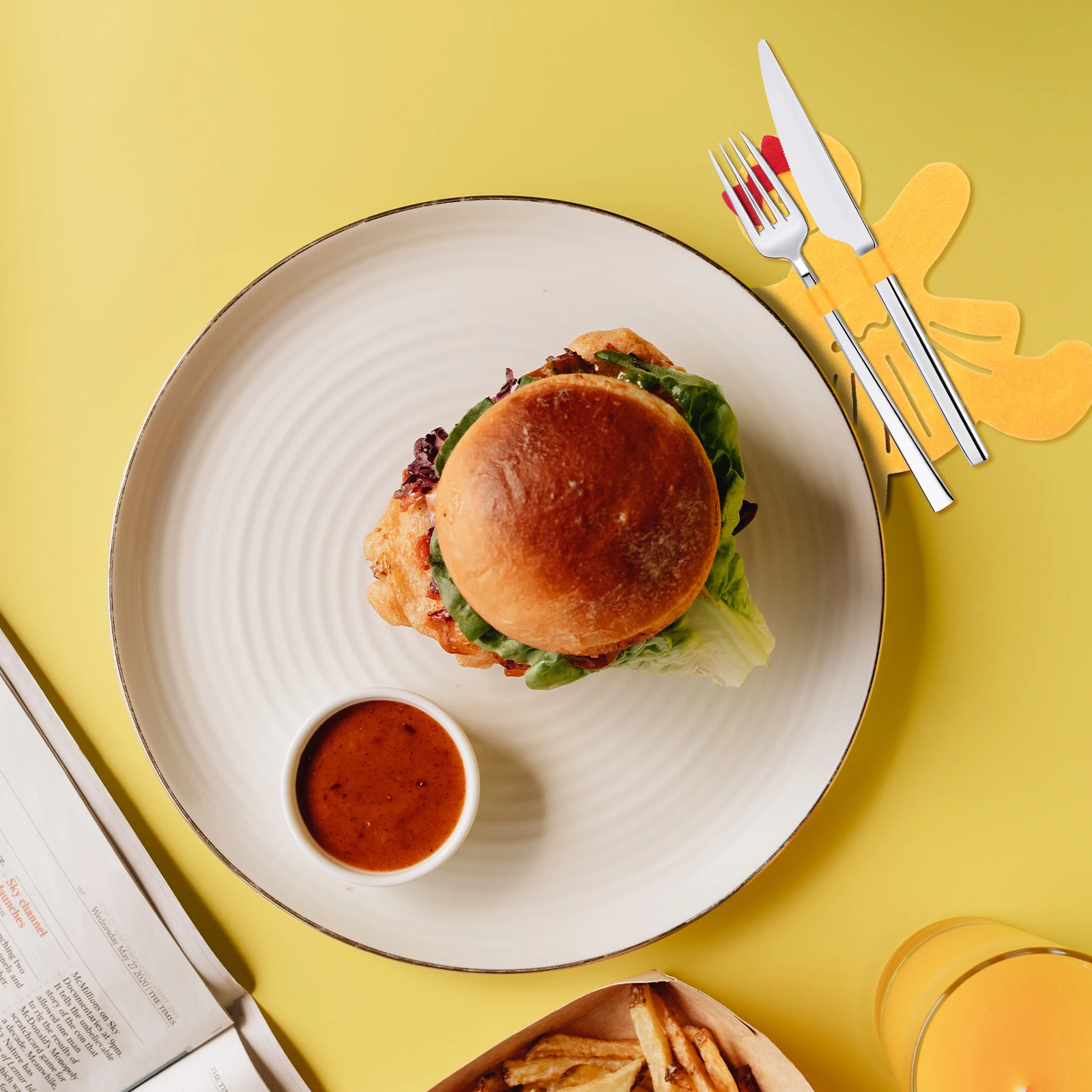 

4Pcs Festive Gingerbread Man Cutlery Pouches Christmas Tableware Holder for Party Silverware Organization Holiday Decor