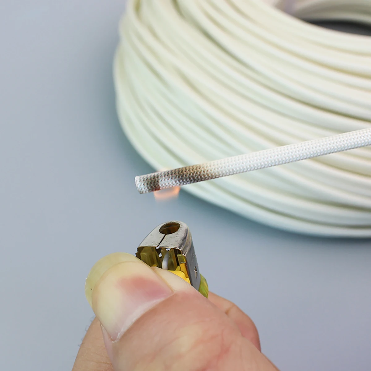 1/2/5M diametro 1mm - 50mm tubo in fibra morbida intrecciata bianca guaina del cavo isolante tubo in fibra di vetro 600 ° c ad alta temperatura