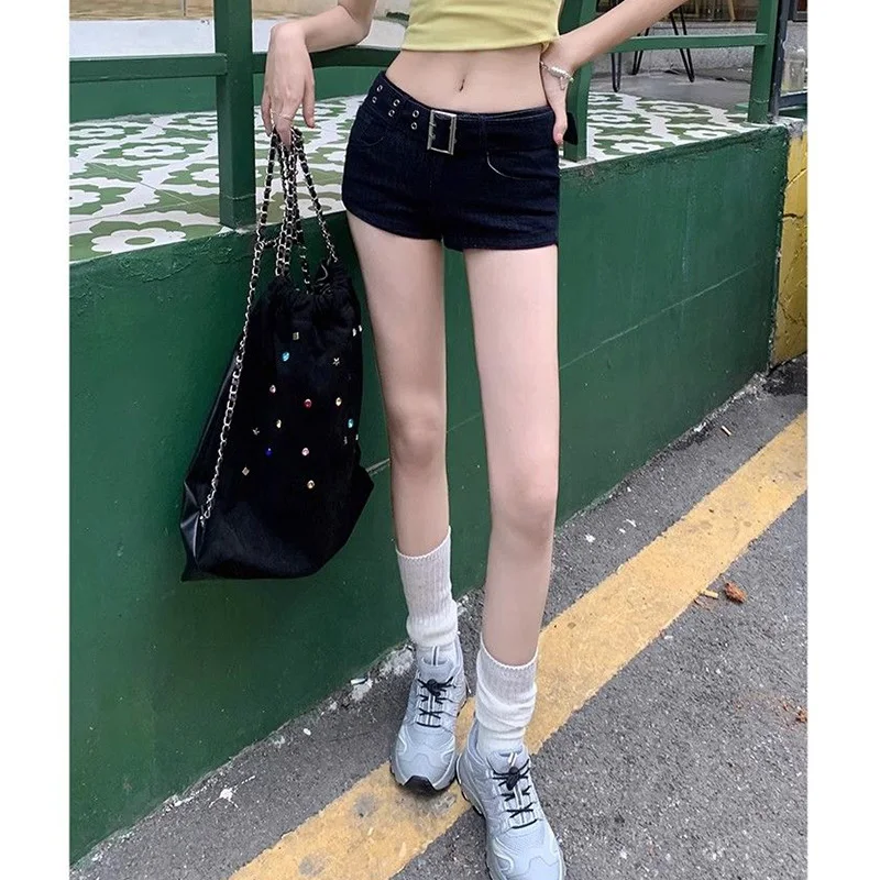 

Summer Female Skinny Low Waist Jeans Pants Girls Chic Designer Black Hot Pants Women Korean Retro Thin Denim Shorts
