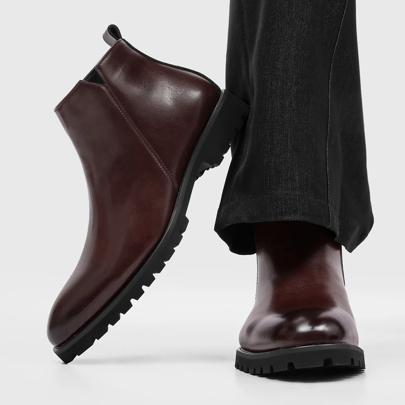 High End Side Zipper Men Fashion Short Boots with Pointed Tips and Thick Soles Anti Slip Business Leisure Daily Commuting Boots