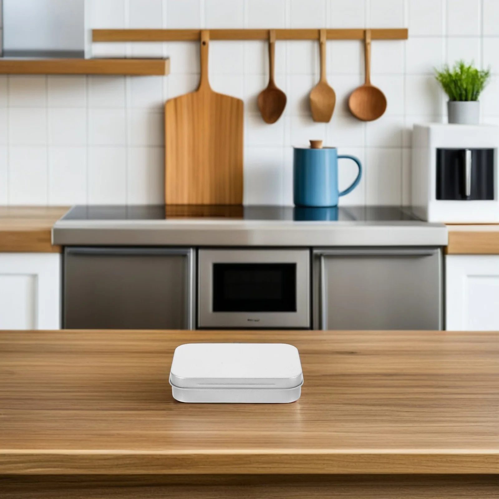 

2Pcs Tinplate Candy Boxes Small Metal Storage Containers with Hinged Lids for Gifts Packaging Mini Trinket Boxes Portable