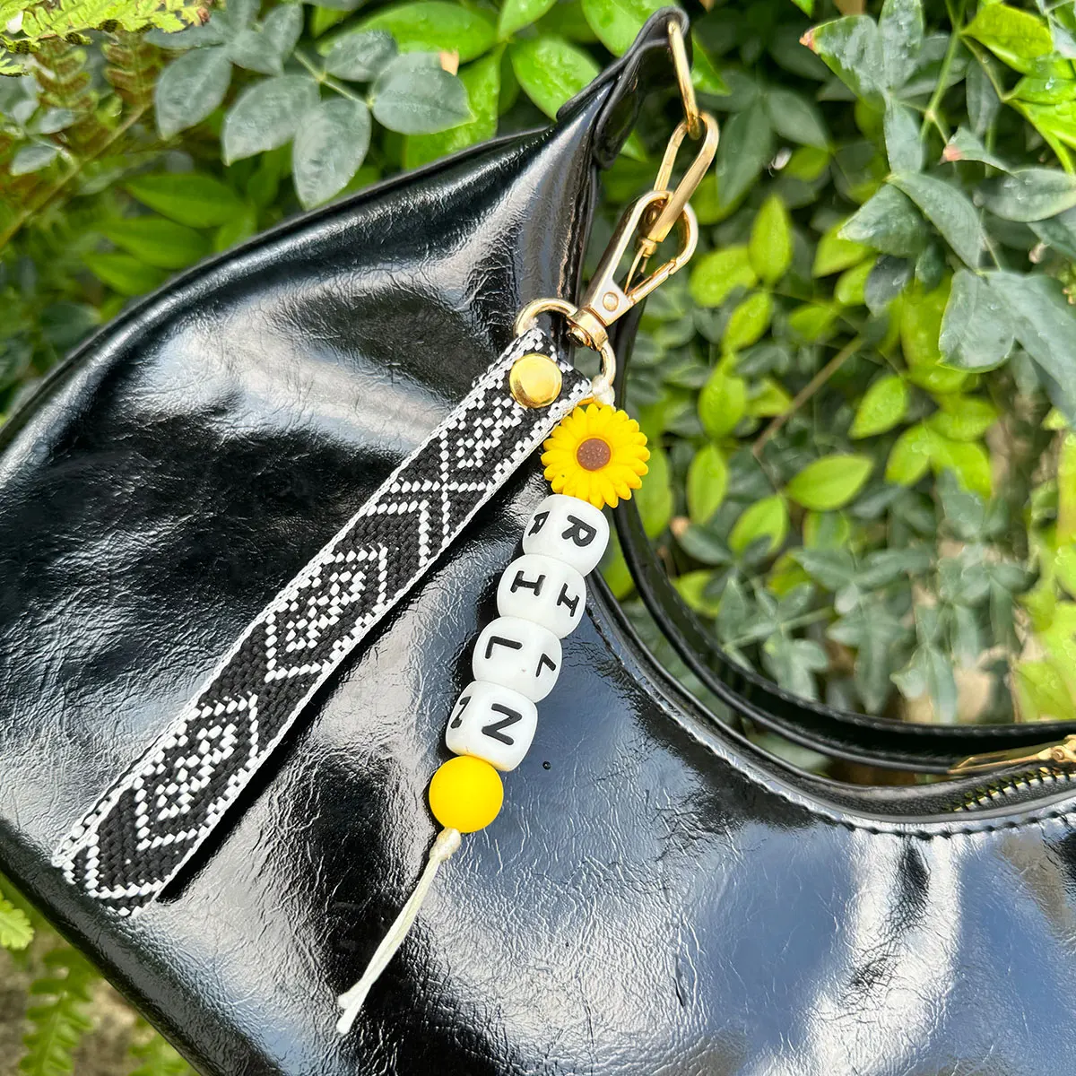 Custom Daisy Keychain, Bohemian Bag Charm